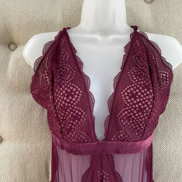 Victoria’s Secret Burgundy Bodysuit Lingerie L - Picture 2 of 9